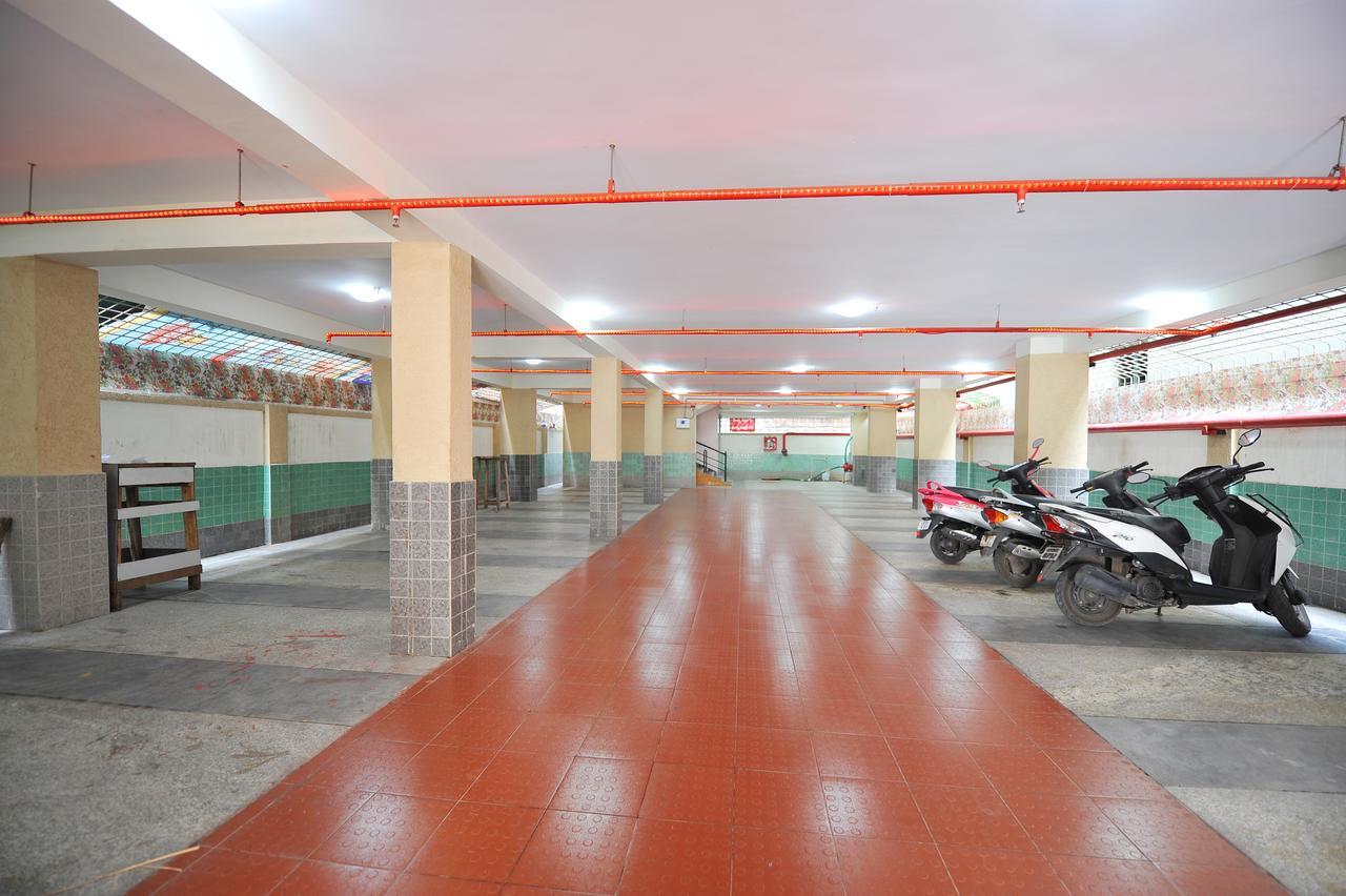 Shree Lakshmi Guest House Visakhapatnam Dış mekan fotoğraf