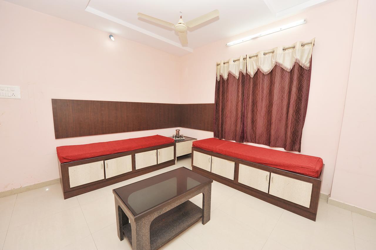 Shree Lakshmi Guest House Visakhapatnam Dış mekan fotoğraf